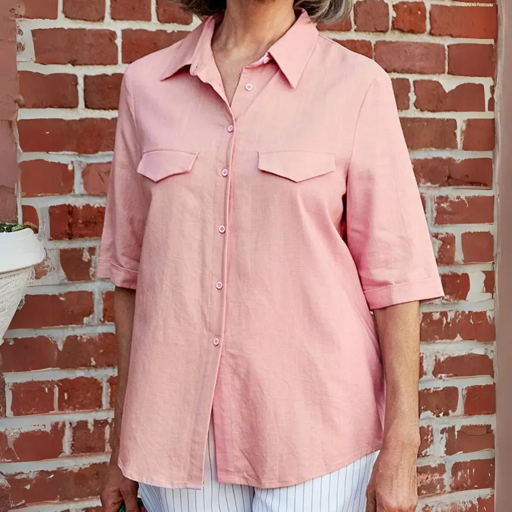 Blusa Feminina Casual com Mangas Dobráveis e Botões na Frente