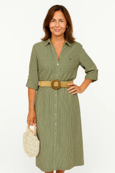 Vestido camisa listrado midi feminino com cinto e mangas três quartos – estilo casual de verão