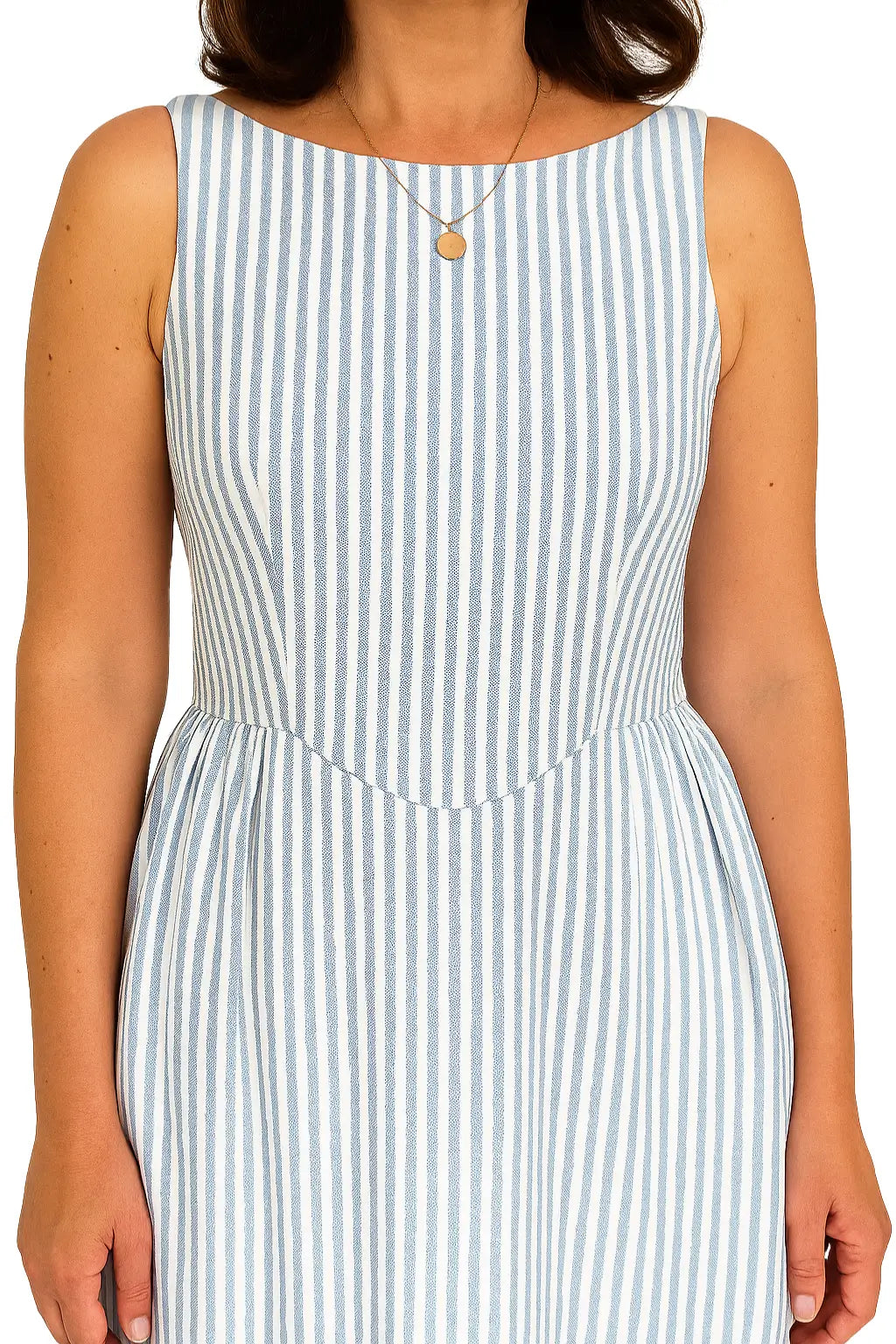 Vestido feminino listrado azul, sem mangas, com cintura marcada e gola redonda – estilo casual elegante para o verão
