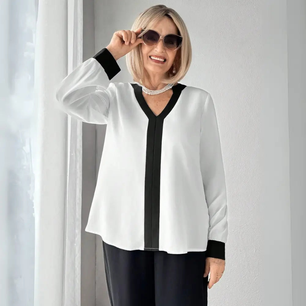 Blusa Feminina Aurora de Manga Longa com Decote em V