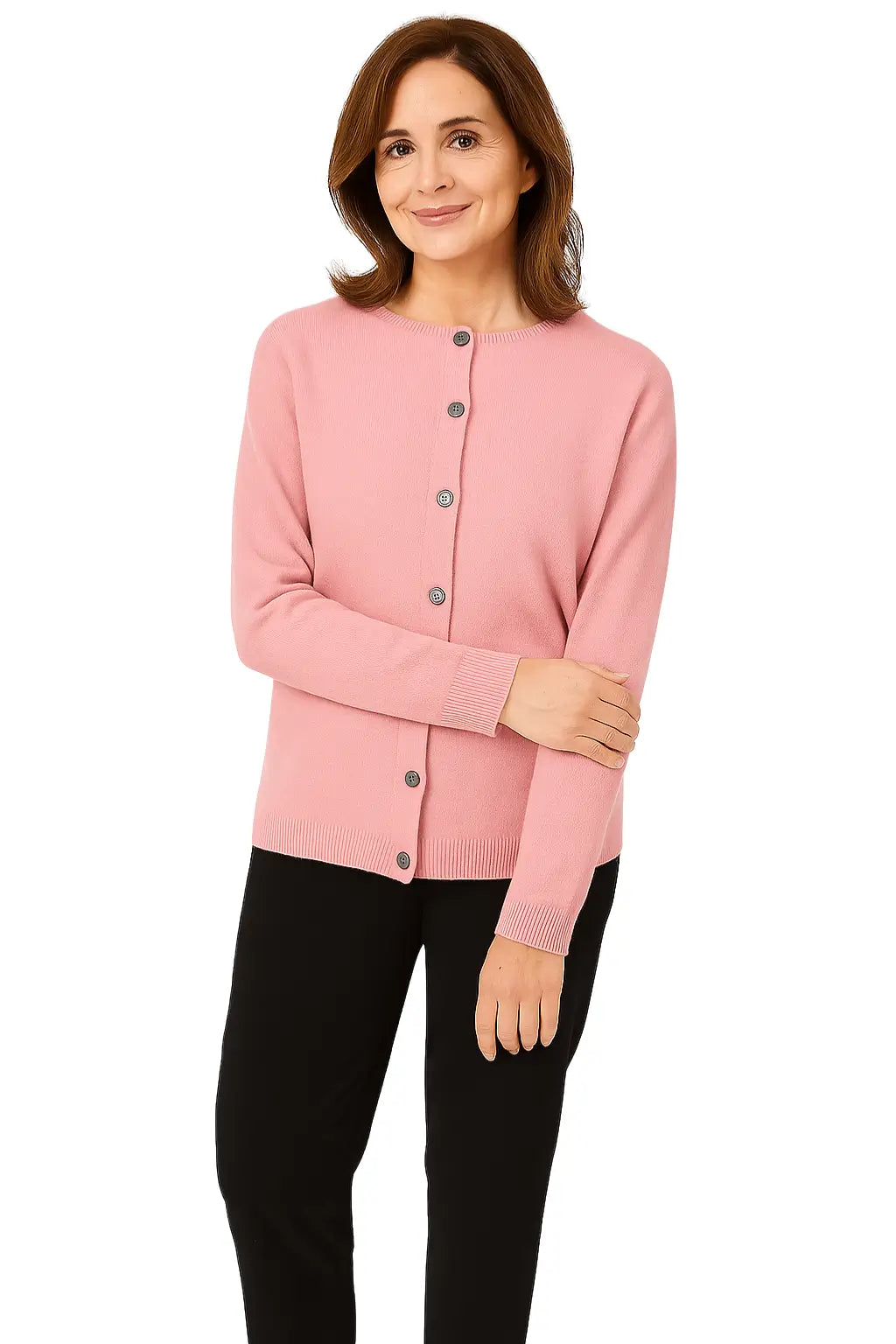 Cardigan feminino de lã merino com gola redonda, botões e caimento confortável, ideal para dias frios.