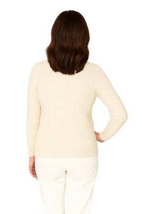 Mulher Usando Cardigan Feminino Gola Redonda Slim Fit
