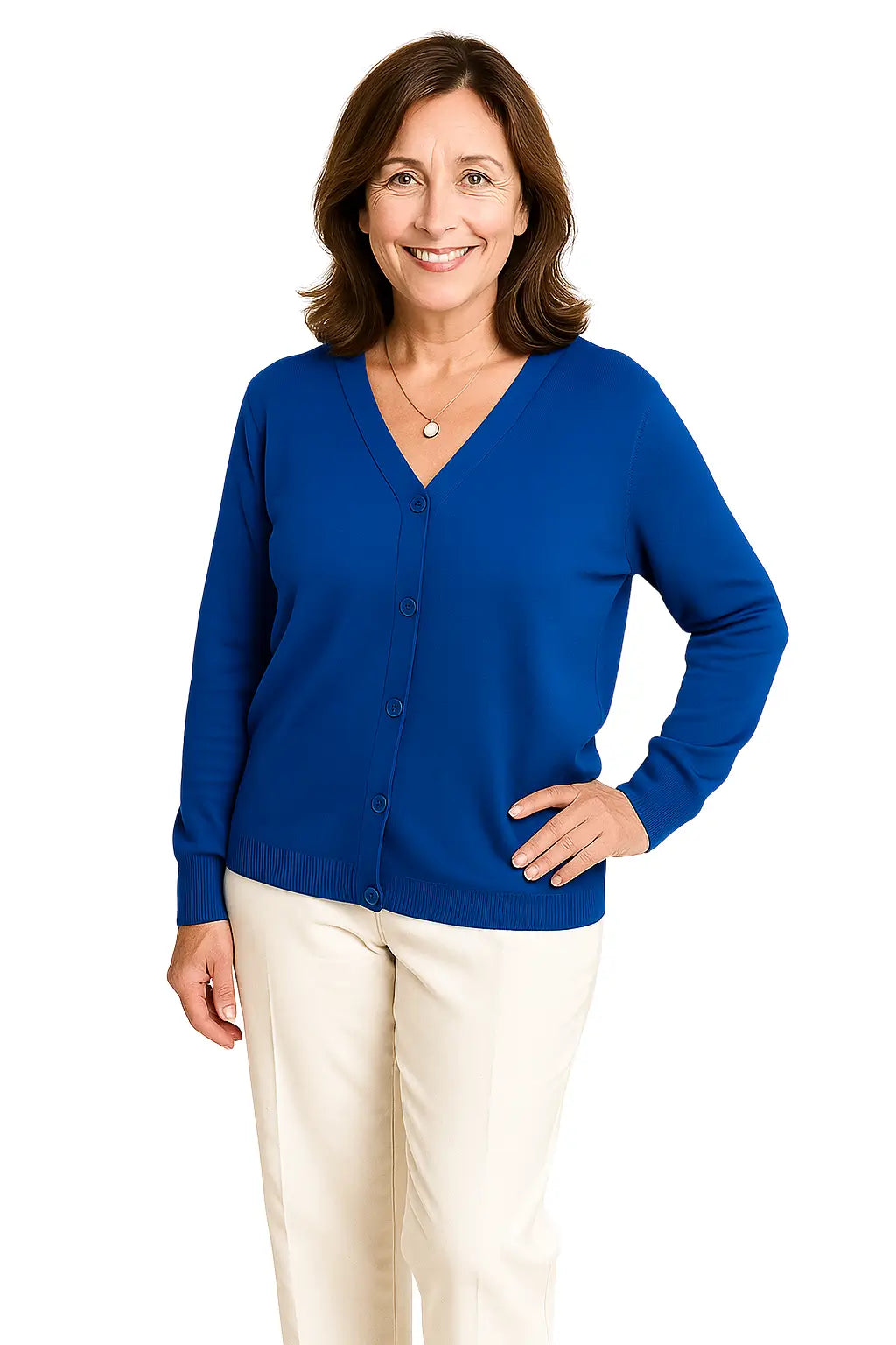 Mulher usando um Cardigan Feminino Gola V Tricô Leve com Botões