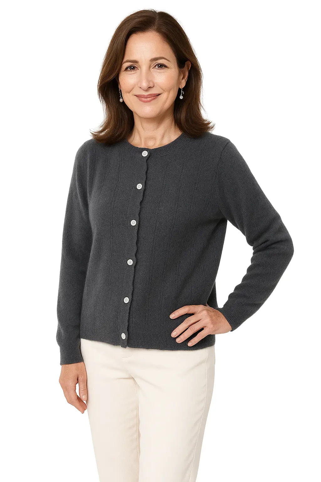 Cardigan Feminino em Lã Merino com Gola Redonda e Botões